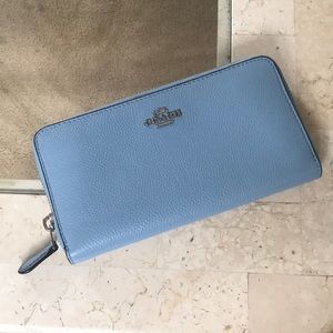 Coach Accordion Zip Wallet Slate/Silver